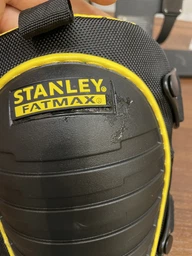 Наколінники захисні Stanley FatMax One Size Чорні (FMST82961-1)
