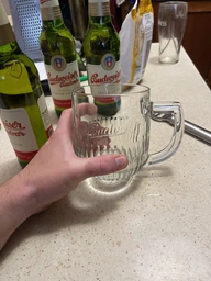 Упаковка пива Budweiser Budvar світле фільтроване 5% 0.5 л x 20 шт (8594403416107)