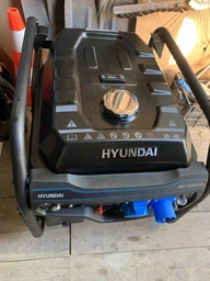 Бензиновый генератор Hyundai HHY 7050FE ATS