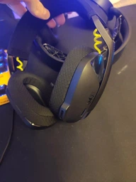 Навушники Logitech G435 LIGHTSPEED Wireless Gaming Headset — Blue (981-001062) фото від покупців 1