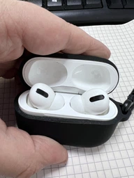 Наушники AirPods Pro with MagSafe Charging Case 2021 (MLWK3TY/A) фото от покупателей 8