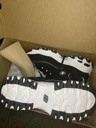 Жіночі кросівки Skechers D`Lites Freeze Talk Black/White 36 Білий 66666125-BLK фото від покупців 14
