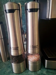 Подрібнювач спецій електричний Russell Hobbs Salt & Pepper Grinder 23460-56 фото від покупців 11