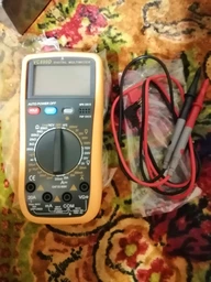 Цифровий професійний мультиметр VC890D портативний вольтметр тестер для продзвонювання зі звуком вимірювання напруги струму тесту діодів і транзисторів (45204) фото від покупців 6