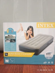 Кровать надувная Intex 99х191х30см, встроенный насос 220V, серо-синяя, 64116 фото от покупателей 4