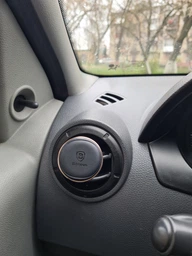 Автодержатель для телефона Baseus Magnetic Air Vent Car Mount Holder Gold (SUGX-A0V)/(162421) фото от покупателей 1