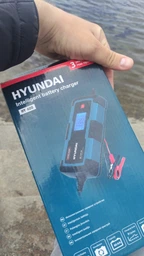 Интеллектуальное зарядное устройство Hyundai HY 400