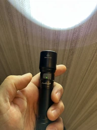 Ліхтар ручний Fenix C6V3.0 (C6V30) фото від покупців 3