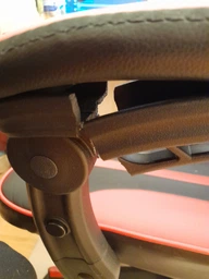 Кресло геймерское AMF VR Racer Dexter Webster Черное с красным (545086/BN-W0008) фото от покупателей 12