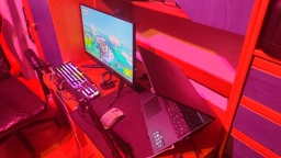 Регульована складна підставка для ноутбука LAPTOP STAND (чорна) фото від покупців 19