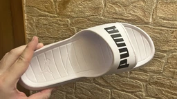 Чоловічі шльопанці Puma Divecat V2 Lite White-Puma Black 374823-04 40.5 Білі (4064536193601) фото від покупців 8