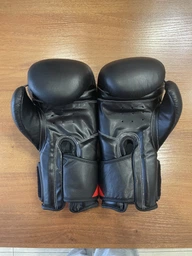 Боксерські рукавички Reebok Combat (RSCB-10110RD) Black/Red 10 унцій