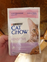 Упаковка влажного корма для кошек с чувствительным пищеварением Purina Cat Chow кусочки в подливе с лососем и цуккини 85 г x 26 шт. фото от покупателей 2