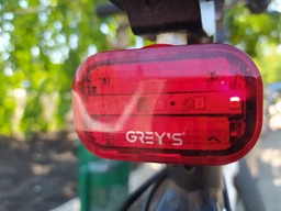 Велосипедный задний фонарь Grey`s 60 х 20 х 40 мм (GR11110) фото от покупателей 5
