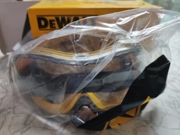 Защитные очки DeWalt DPG82-11 ударопрочные. Незапотевающие фото от покупателей 3