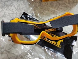 Защитные очки DeWalt DPG82-11 ударопрочные. Незапотевающие фото от покупателей 2