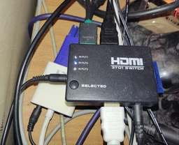 HDMI-переключатель Generic HS35 на 3 порта HDMI с пультом ДУ