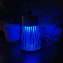 Електричний знищувач комах для дому Electronic shock Mosquito killing lamp 220V