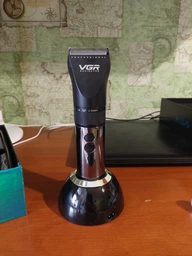 Професійна бездротова машинка для стрижки волосся на підставці VGR V-049 зі змінними насадками 3-12 мм фото від покупців 5