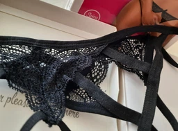 Відкриті трусики Obsessive Miamor Crotchless Panties цвет черный размер L/XL (20924005015000000) фото від покупців 1