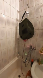 Душ туристичний Easy Camp Solar Shower 20 л / Душ для дачі / Похідний душ Чорний фото від покупців 3
