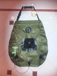 Душ туристичний Easy Camp Solar Shower 20 л / Душ для дачі / Похідний душ Чорний фото від покупців 2