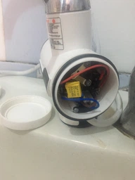 Кран электрический Delimano проточный водонагреватель с душем и LCD экраном Делимано Нижнее подключение Белый фото от покупателей 1