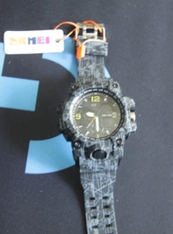 Тактические военные часы Skmei Premium 56710 (Серия Military) Черные с серым фото от покупателей 1