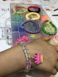 Набір для плетіння браслетів Fashion Loom Bands 12000 гумок - 2-ярусний кейс 25 комірок з аксесуарами фото від покупців 1
