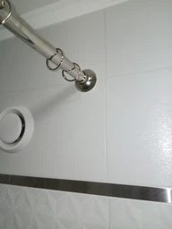 Карниз для ванної Комфорт Люкс кутовий 150×70 фото від покупців 5