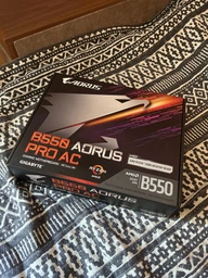 Материнская плата Gigabyte B550 Aorus Pro AC (sAM4, AMD B550, PCI-Ex16) фото от покупателей 6