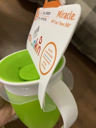 Чашка-непроливайка з ручками Munchkin Miracle 360 з кришкою на 207 мл персик фото від покупців 6