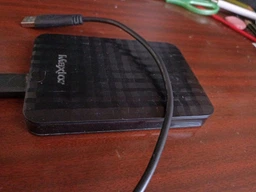 Накопитель внешний HDD 2.5" USB 1.0TB Seagate Maxtor M3 Portable Black (STSHX-M101TCBM)