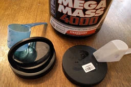 Гейнер для набора массы Weider Mega Mass 4000 Mass Gainer 3 кг Ваниль (4044782325353) фото от покупателей 1