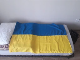 Флаг Украины из габардина, национальный флаг Украины с размерами 90см х 135см наружный, цвета синий и жёлтый фото от покупателей 11