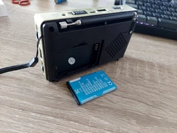 Кишеньковий всехвильовий портативний FM-радіоприймач з ліхтариком Golon RX 8866 на батареях або акумуляторі BL-5C фото від покупців 10