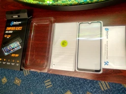 Захисне скло BeCover для смартфона Motorola Moto E20 Black (BC_706900) фото від покупців 4