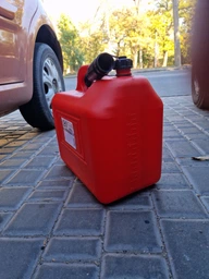 Канистра пластиковая для топлива Jerrycan Self 24 20 л (8003059015201) фото от покупателей 3