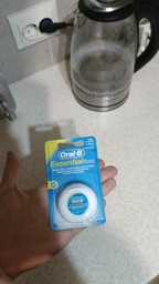Зубная нить Oral-B Essential Мятная 50 м (5010622005029/3014260280772) фото от покупателей 1