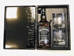 Теннесси Виски Jack Daniel's 0.7 л 40% в металлической коробке с 2-мя бокалами (5099873045855) фото от покупателей 12