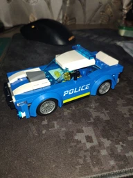 Конструктор LEGO City Полицейский автомобиль 94 детали (60312) фото от покупателей 8