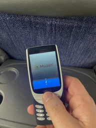 Мобільний телефон Nokia 8210 4G TA-1489 DS Blue (UA UCRF) фото від покупців 3