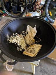 Казан Maysternya 12 л, Ø 40см чавунний WOK з кришкою-сковородою. Вага 12кг (V12CP)