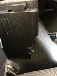 Подлокотник Vitol HJ48020 с пепельницей, подстаканником и 7 портами USB Черный (HJ48020B) фото от покупателей 2