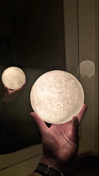 Бездротова лампа дитячий Нічник Місяць 3D AVVS tech Moon Lamp G-7 original фото від покупців 12