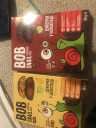 Конфеты Bob Snail Яблочно-вишневые в черном шоколаде 60 г (4820219341338) фото от покупателей 2
