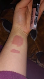 Жидкая помада Eveline Matt Magic Lip Cream матовая №04 4.5 мл (5901761977448) фото от покупателей 2