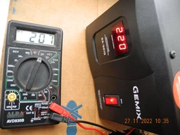 Стабилизатор напряжения Gemix GX-501D