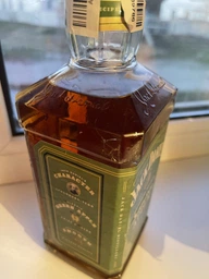 Ликер Jack Daniel`s Tennessee Apple 0.7 л 35% (5099873017623) фото от покупателей 3