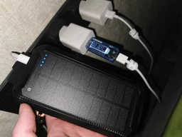 УМБ із сонячною панеллю VHG DN56 30000 mAh QC3.0+PD18W Portable Solar Charger Wireless, Black фото от покупателей 5